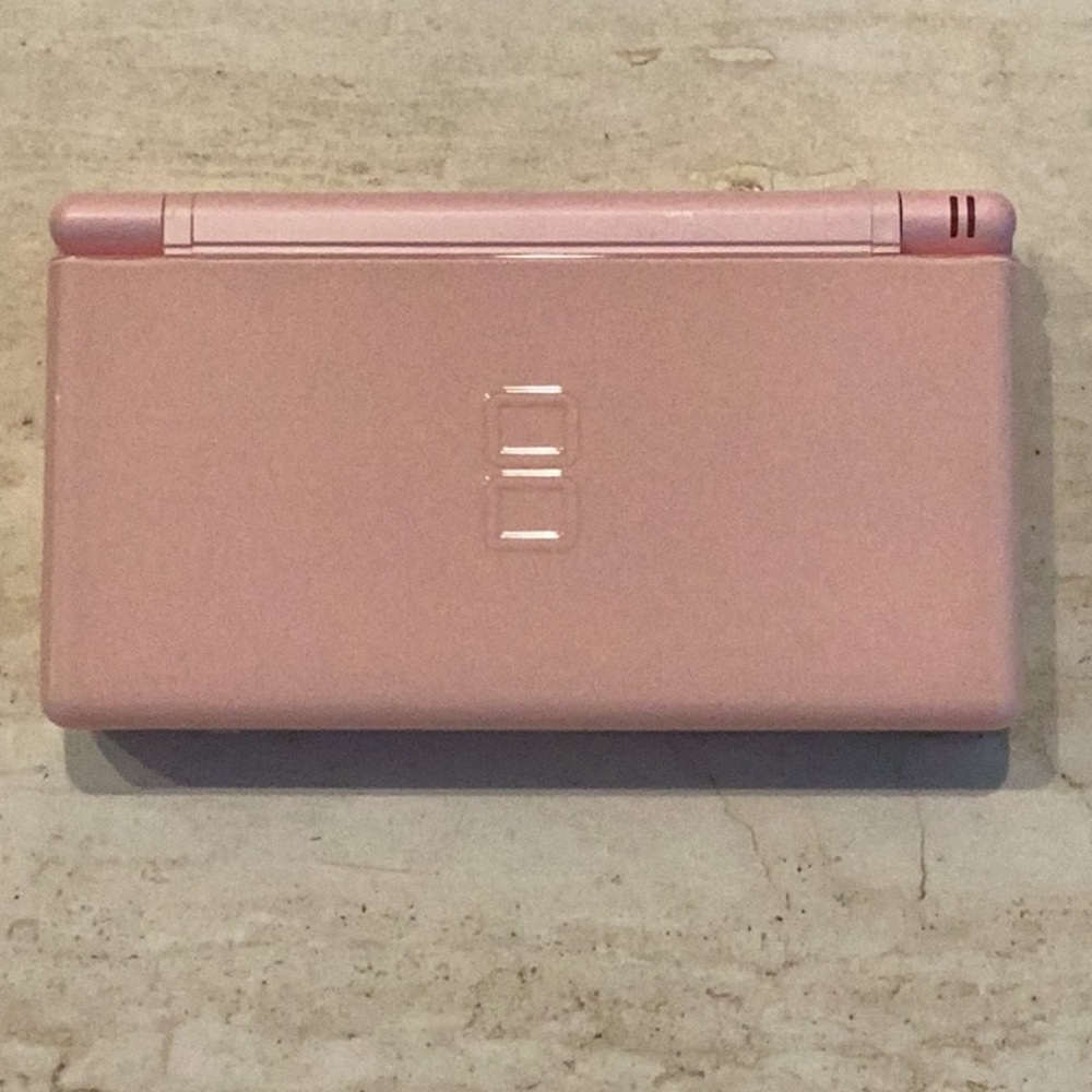 Nintendo DS Lite Console & Charger Coral Pink Handheld & Tetris Party DS Game - Picture 8 of 16